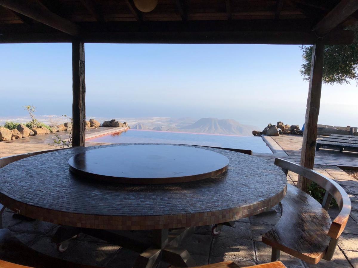 Historic Canarian House, Private Heated Infinity Pool, Bbq, Wifi + Panoramic Ocean Views Arona  Exterior foto